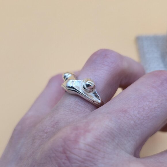 Size 8 Sterling Silver Quality Frog Face Animal Band Ring A5515 - Picture 4 of 8